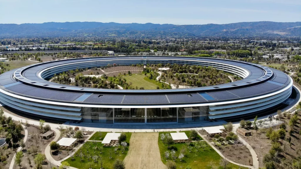 Imagem da Sede da Apple em Cupertino, na região do Vale do Silício