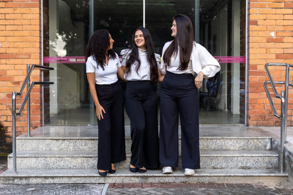 Equipe de fidelização de clientes da A.C.E.